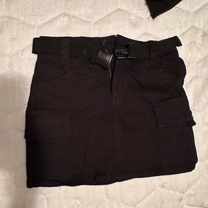 Garage utility/cargo skirt
